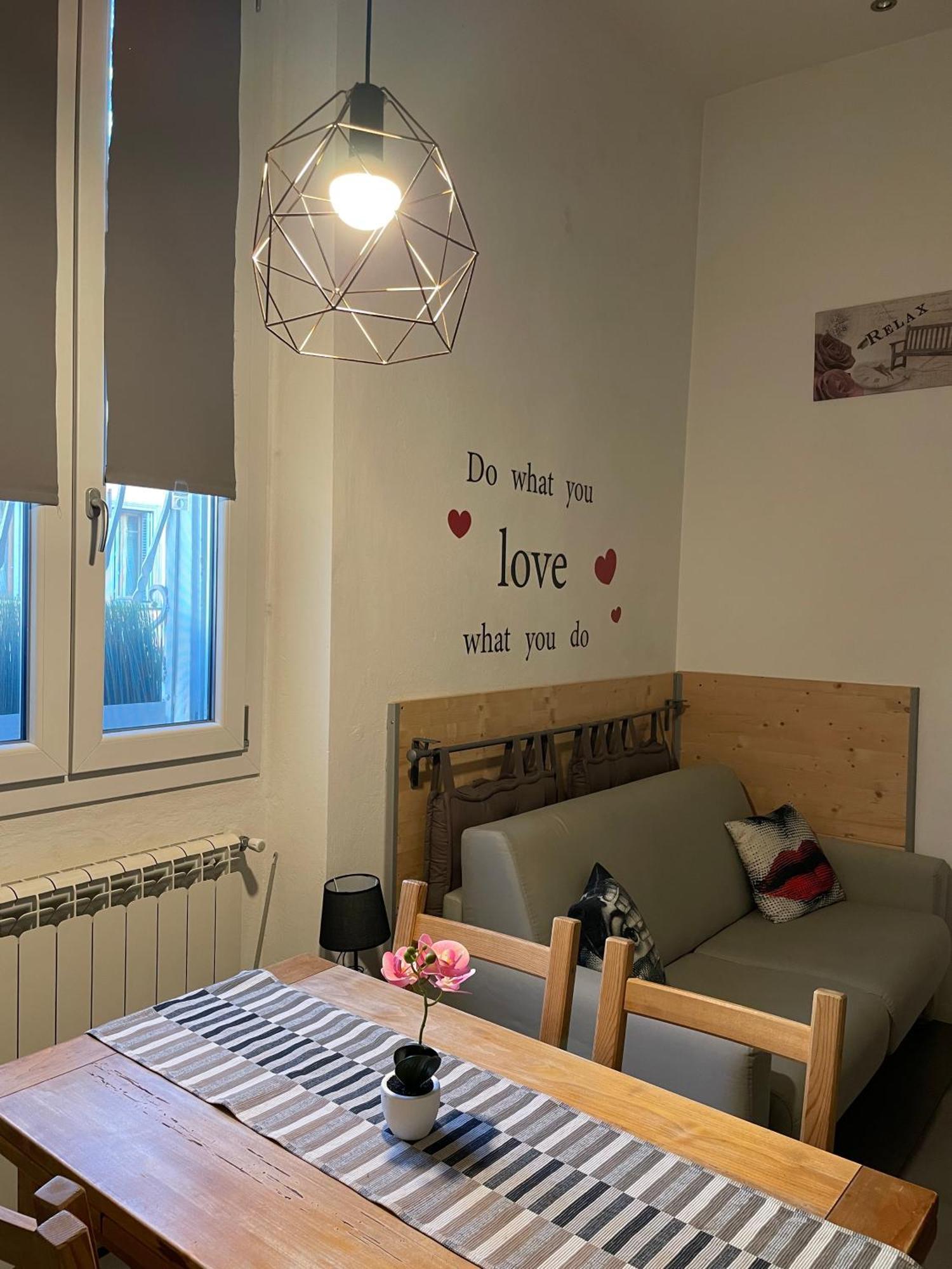 Meri Apartment ฟลอเรนซ์ ภายนอก รูปภาพ